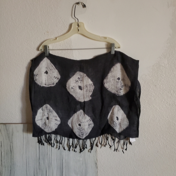 The Shop Black White Linen Fringed Shawl Scarf - Picture 1 of 8